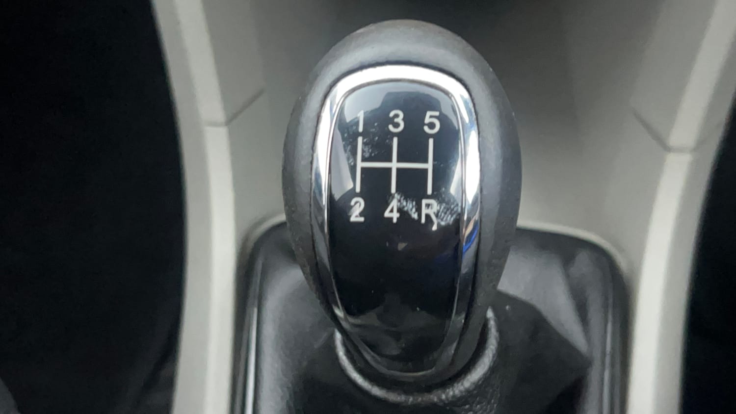 Used 2019 Tata Tiago Revotron XZ Petrol Manual interior GEAR  KNOB VIEW