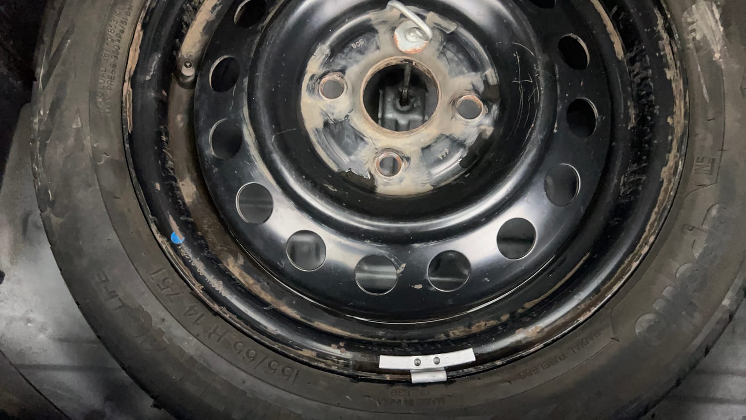 Used 2018 Maruti Suzuki Wagon R VXI Petrol Manual tyres SPARE TYRE VIEW