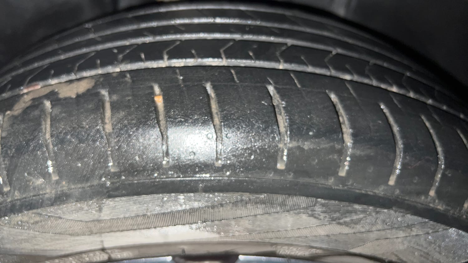 Used 2023 Skoda Kushaq Style 1.5L TSI MT Petrol Manual tyres RIGHT REAR TYRE TREAD VIEW
