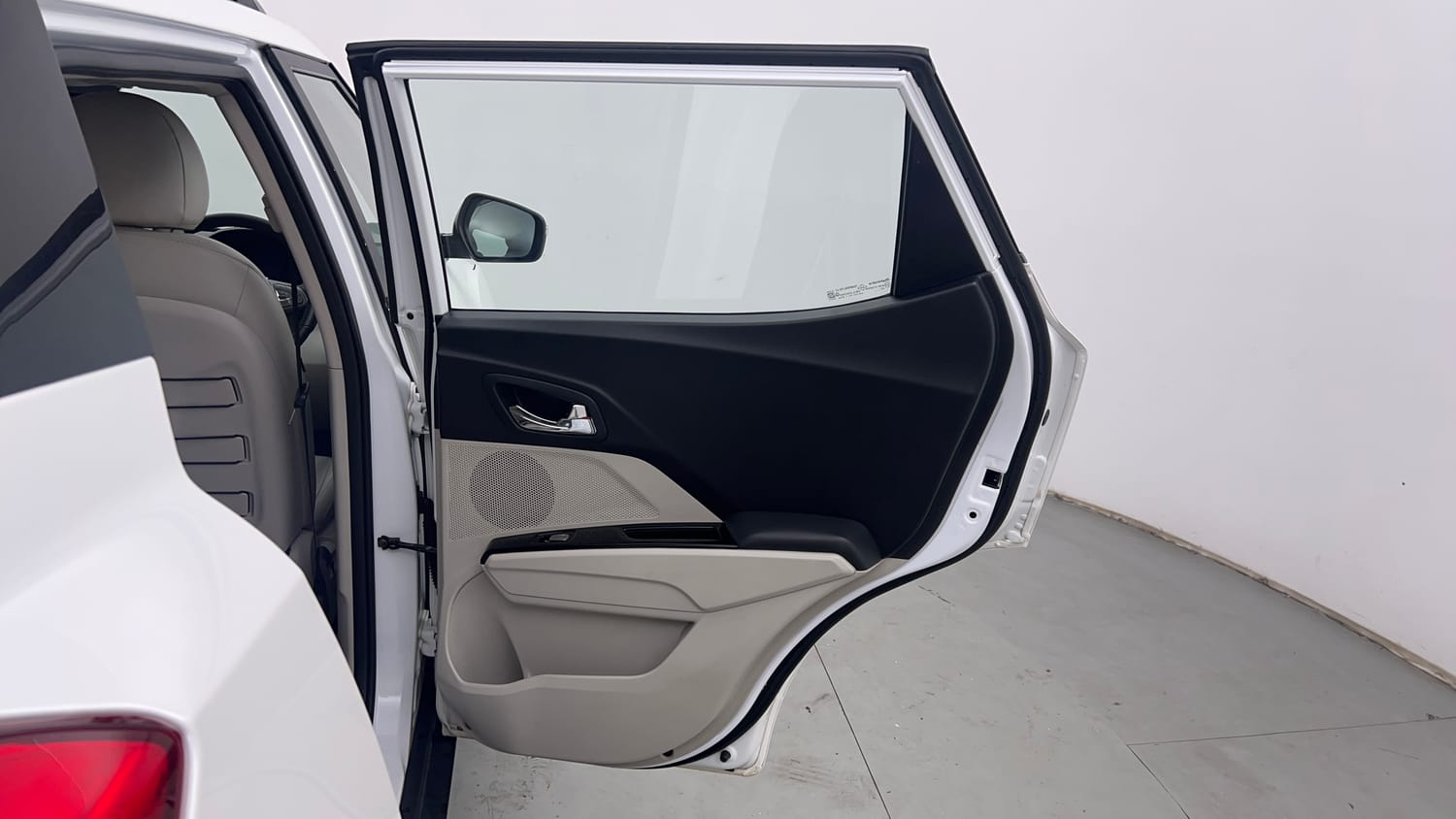 Used 2024 Mahindra XUV 300 W8 (O) 1.5 Diesel Diesel Manual interior RIGHT REAR DOOR OPEN VIEW
