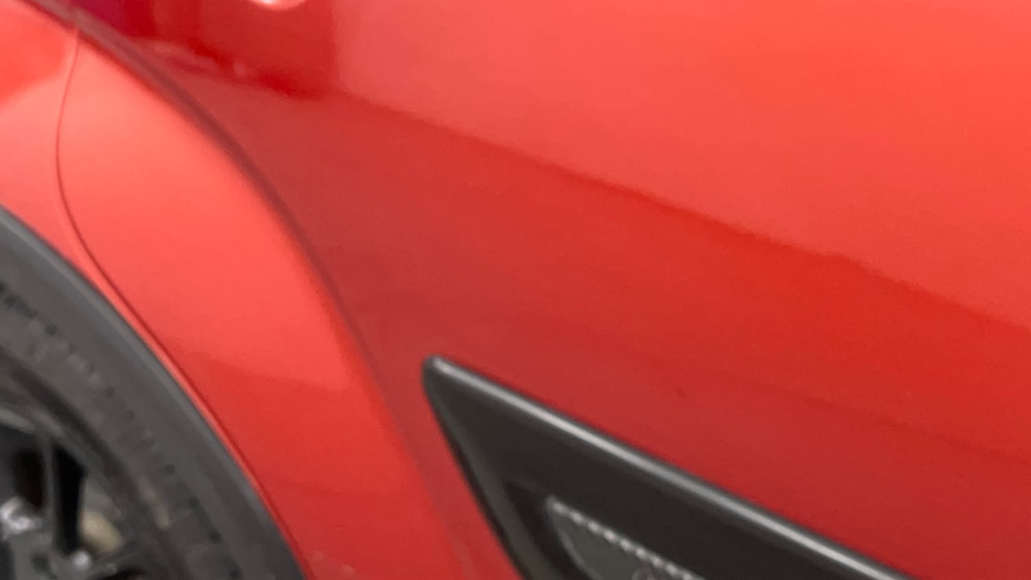 Used 2017 Maruti Suzuki Ignis Alpha MT Petrol Dual Tone Petrol Manual dents MINOR SCRATCH