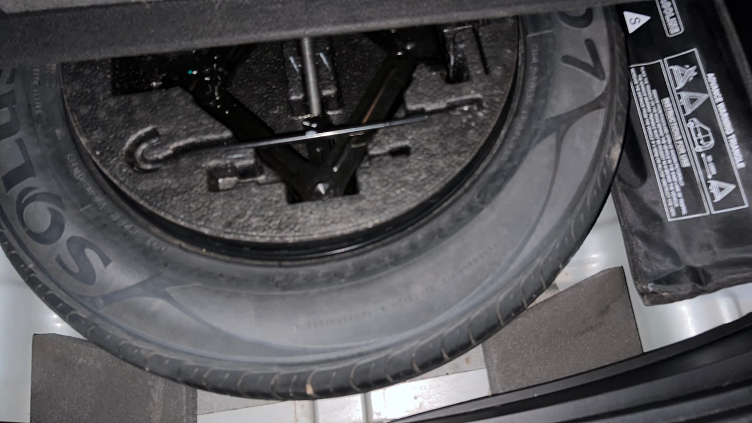 Used 2019 Hyundai Creta E Plus 1.6 Petrol Petrol Manual tyres SPARE TYRE VIEW