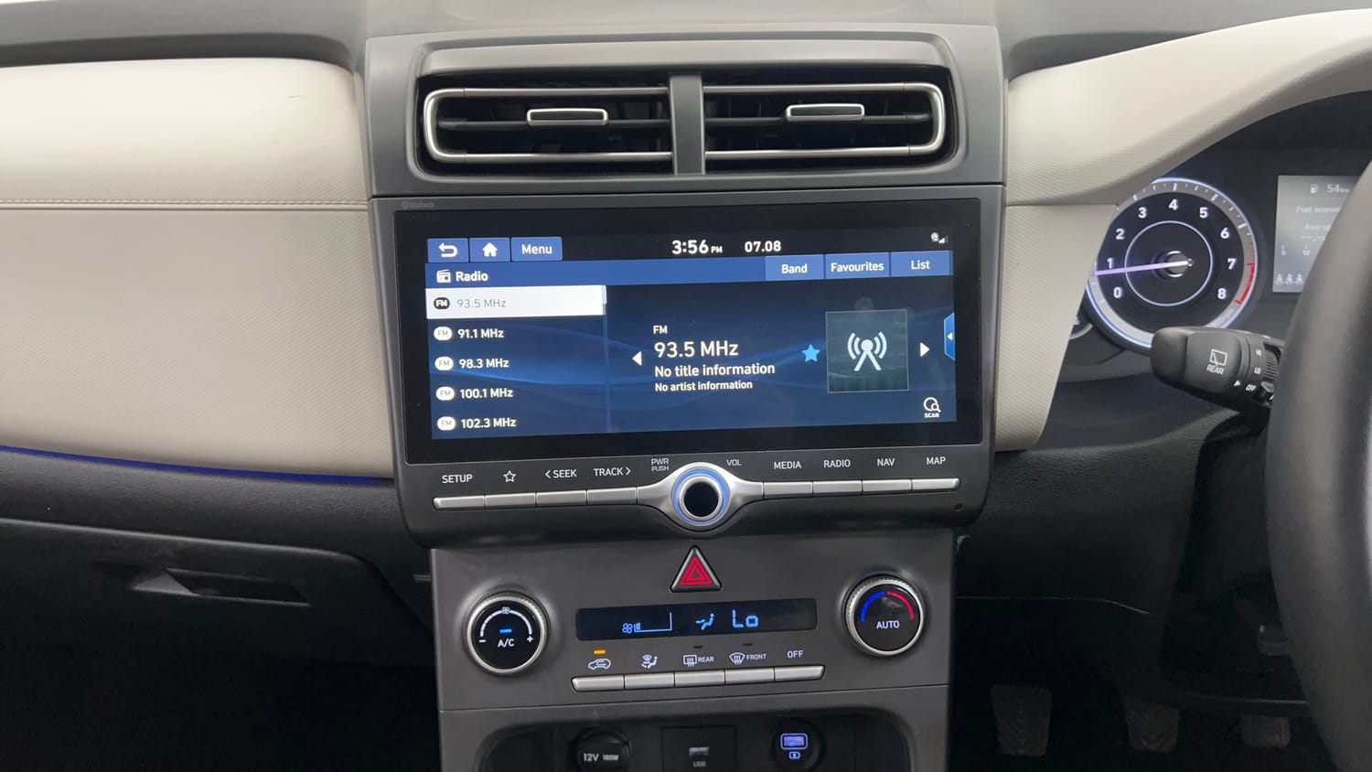 Used 2023 Hyundai Creta SX 1.5 Petrol Petrol Manual interior MUSIC SYSTEM & AC CONTROL VIEW