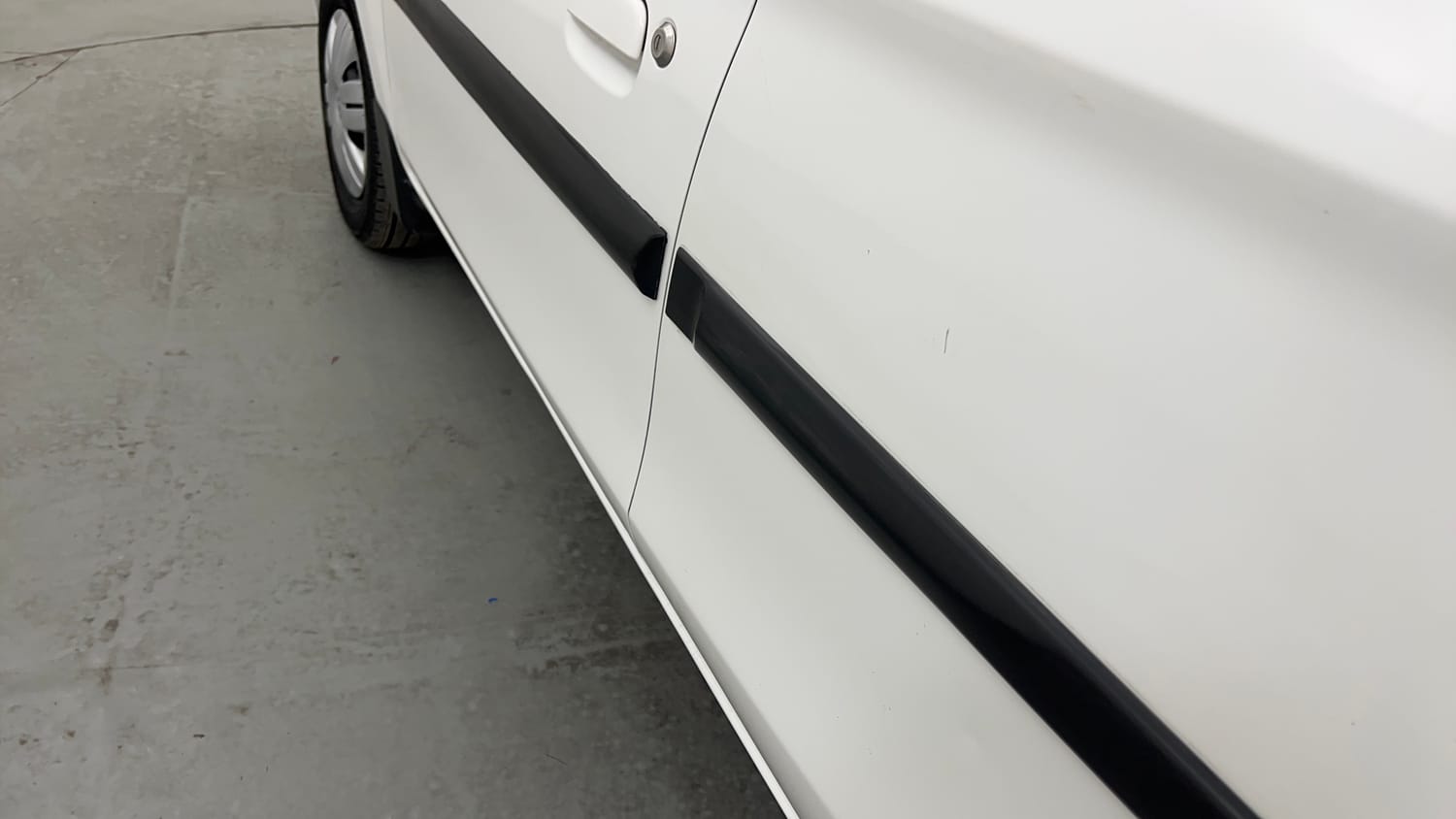 Used 2018 Maruti Suzuki Alto 800 LXi Petrol Manual dents MINOR SCRATCH