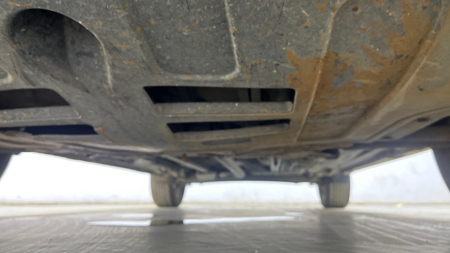 Used 2019 Hyundai Creta SX 1.6 AT CRDi Diesel Automatic extra FRONT LEFT UNDERBODY VIEW