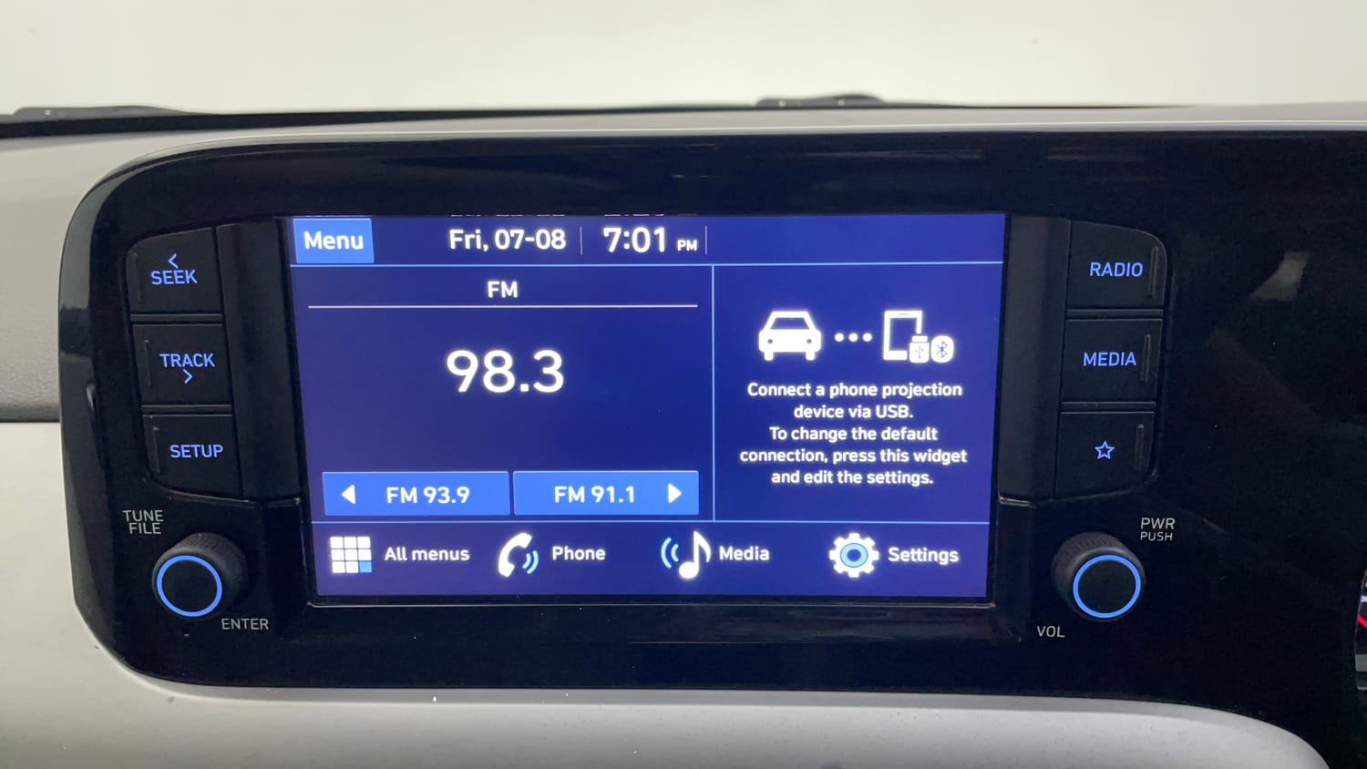 Used 2023 Hyundai Grand i10 Nios Sportz 1.2 Kappa VTVT CNG Cng Manual top_features Integrated (in-dash) music system