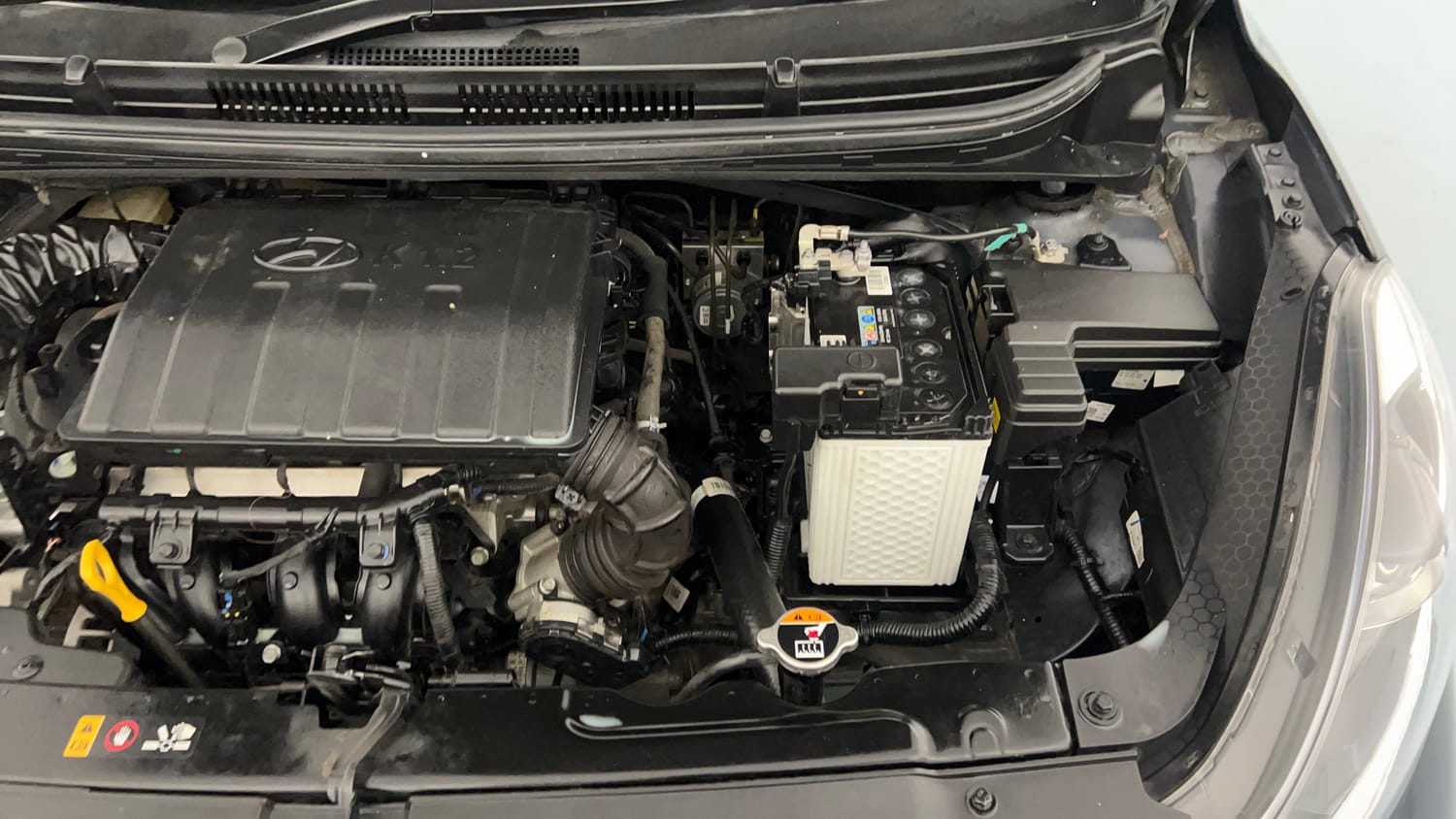 Used 2023 Hyundai Aura SX 1.2 (O) Petrol Petrol Manual engine ENGINE LEFT SIDE VIEW