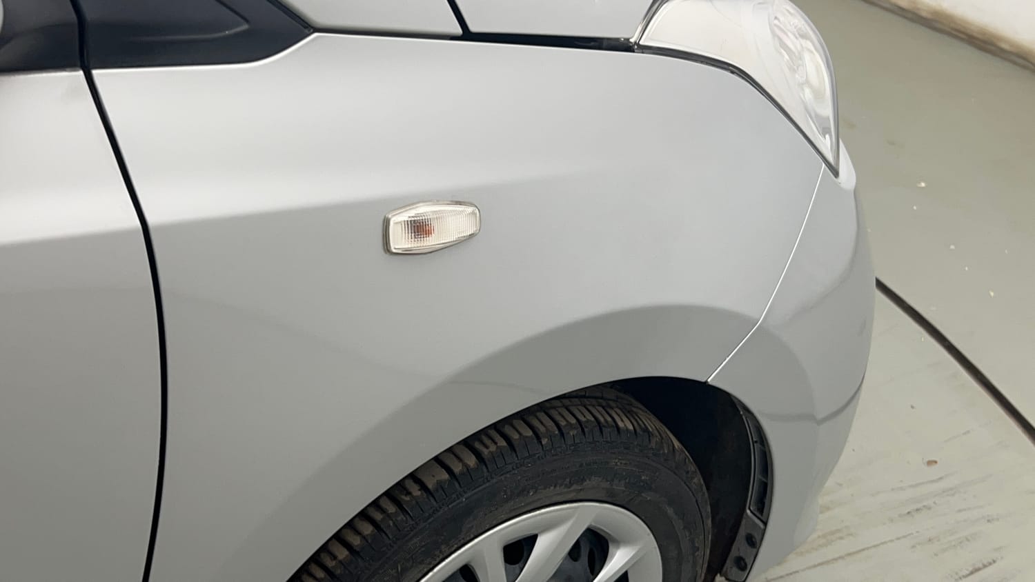 Used 2017 Hyundai Grand i10 Sportz 1.2 Kappa VTVT Petrol Manual dents MINOR SCRATCH