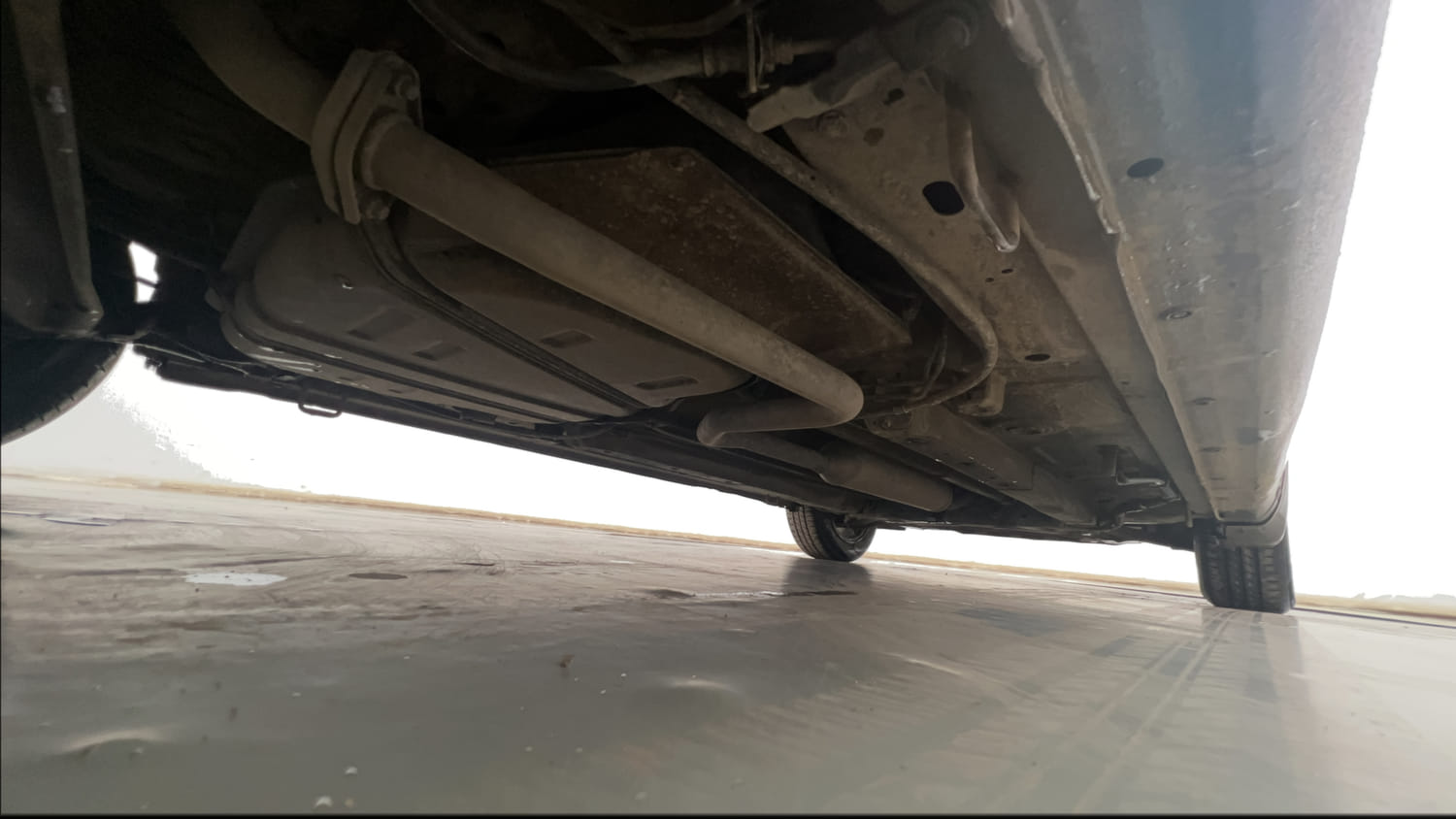 Used 2013 Maruti Suzuki Ertiga Vxi Petrol Manual extra REAR RIGHT UNDERBODY VIEW