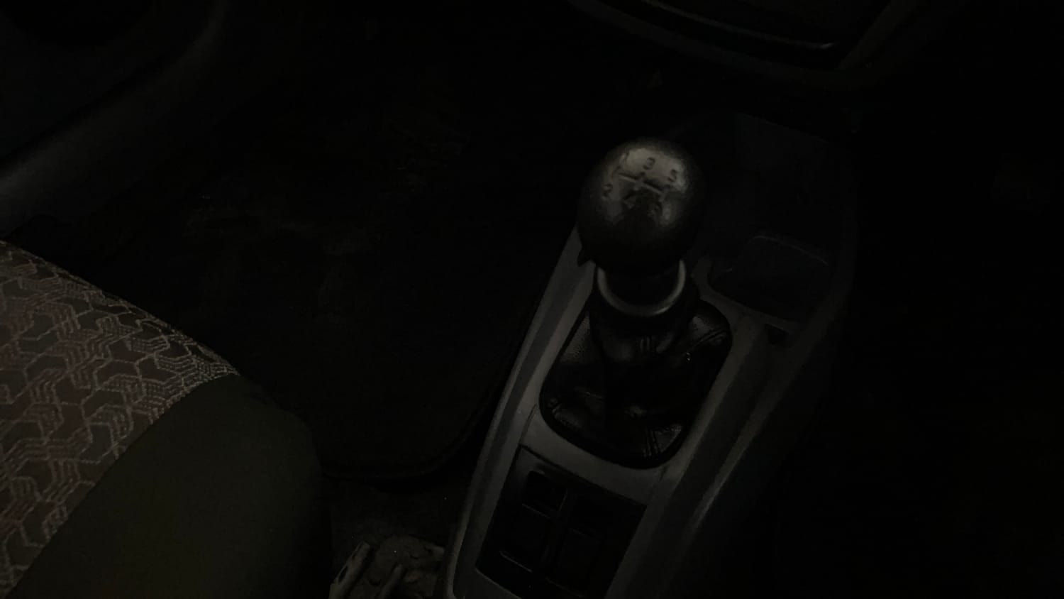 Used 2015 Maruti Suzuki Alto 800 Lxi Petrol Manual interior GEAR  KNOB VIEW
