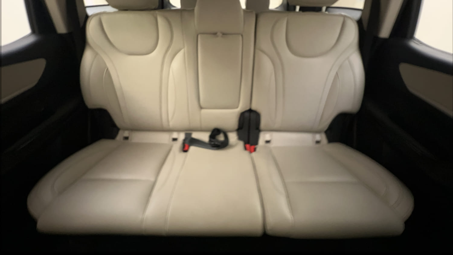 Used 2021 Mahindra XUV700 AX 7 Petrol AT 7 STR Petrol Automatic interior REAR SEAT CONDITION VIEW