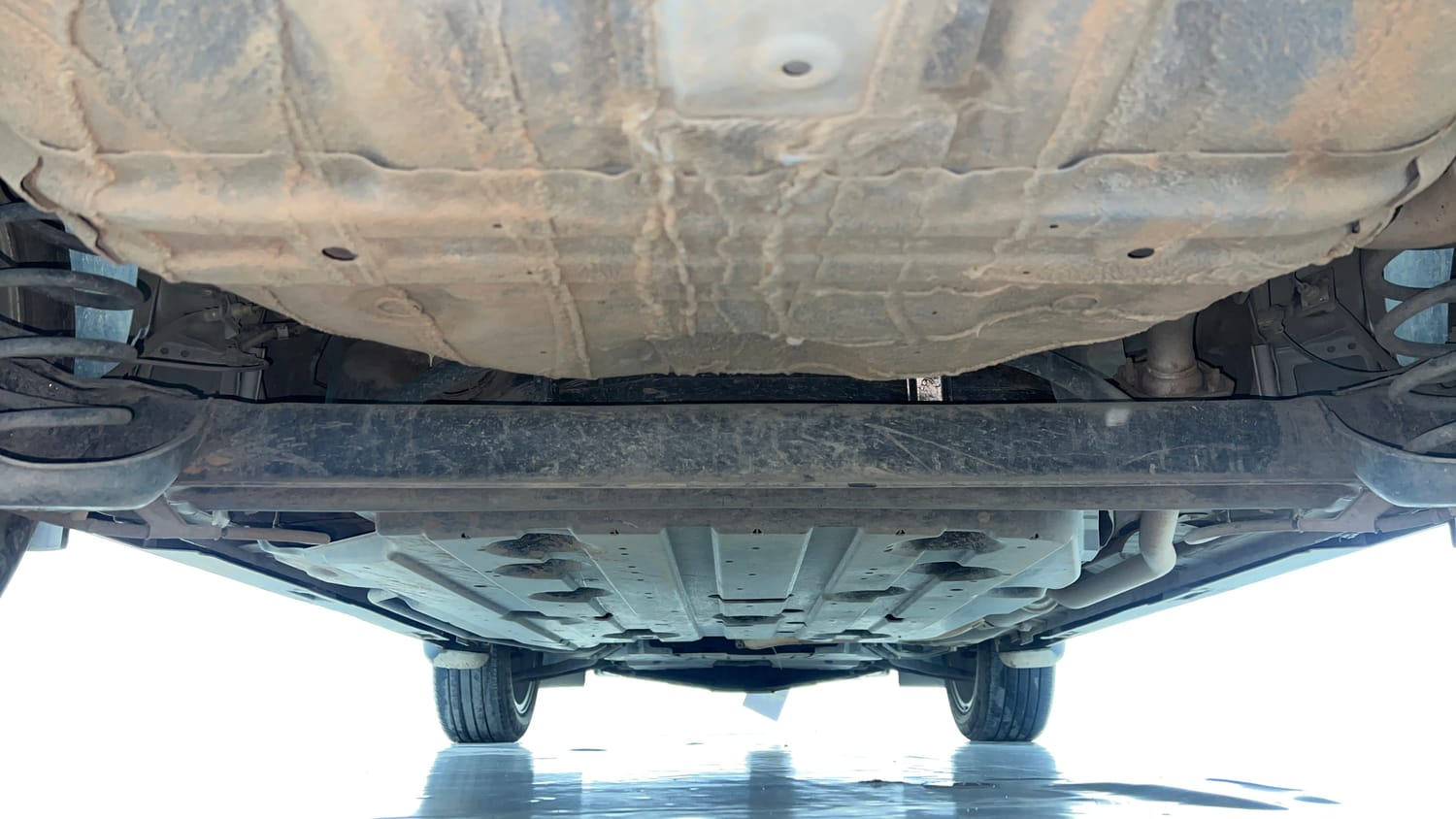 Used 2024 Honda Elevate ZX CVT Petrol Automatic extra REAR UNDERBODY VIEW (TAKEN FROM REAR)