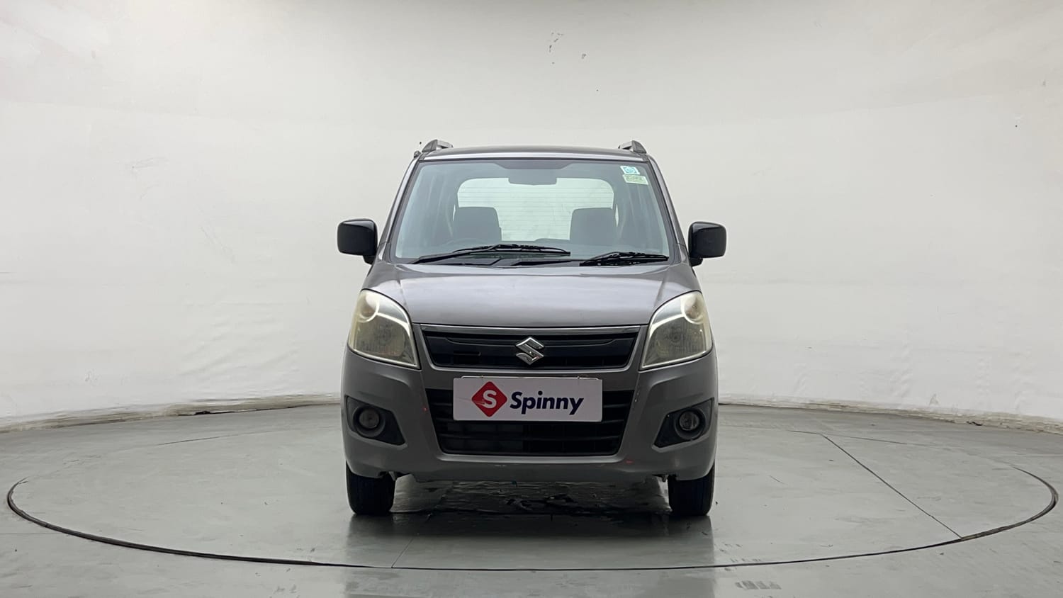Used 2013 Maruti Suzuki Wagon R VXI Petrol Manual exterior FRONT VIEW