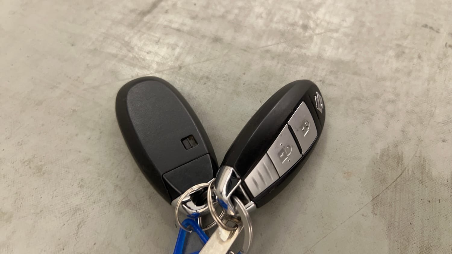Used 2017 Maruti Suzuki Ignis Alpha MT Petrol Dual Tone Petrol Manual extra CAR KEY VIEW