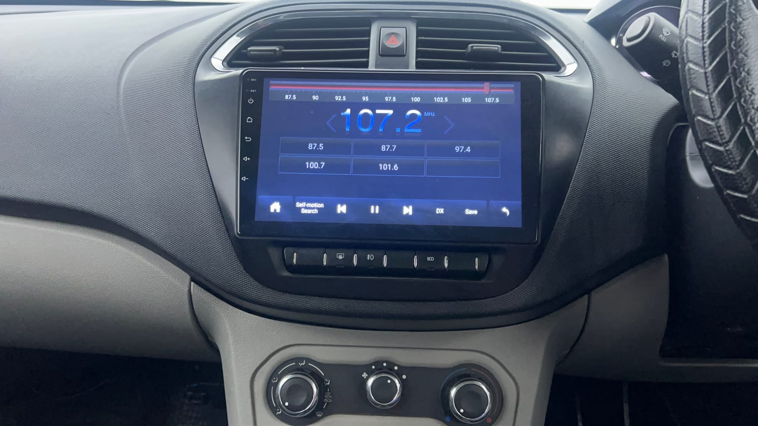 Used 2019 Tata Tiago Revotron XZ Petrol Manual interior MUSIC SYSTEM & AC CONTROL VIEW