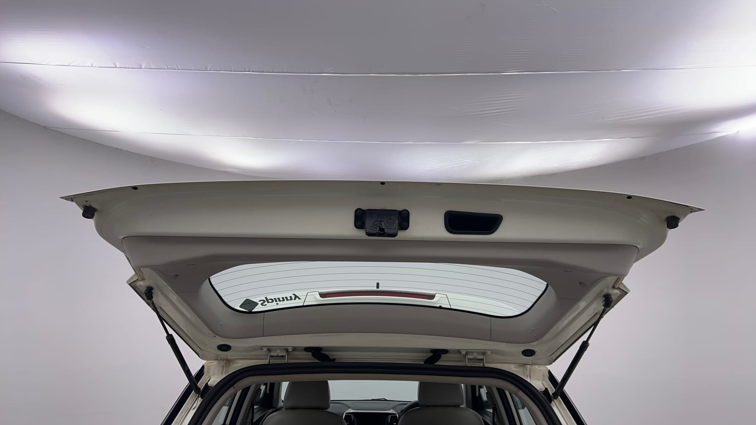 Used 2019 Mahindra XUV 300 1.5 W8 (O) Diesel Manual interior DICKY DOOR OPEN VIEW