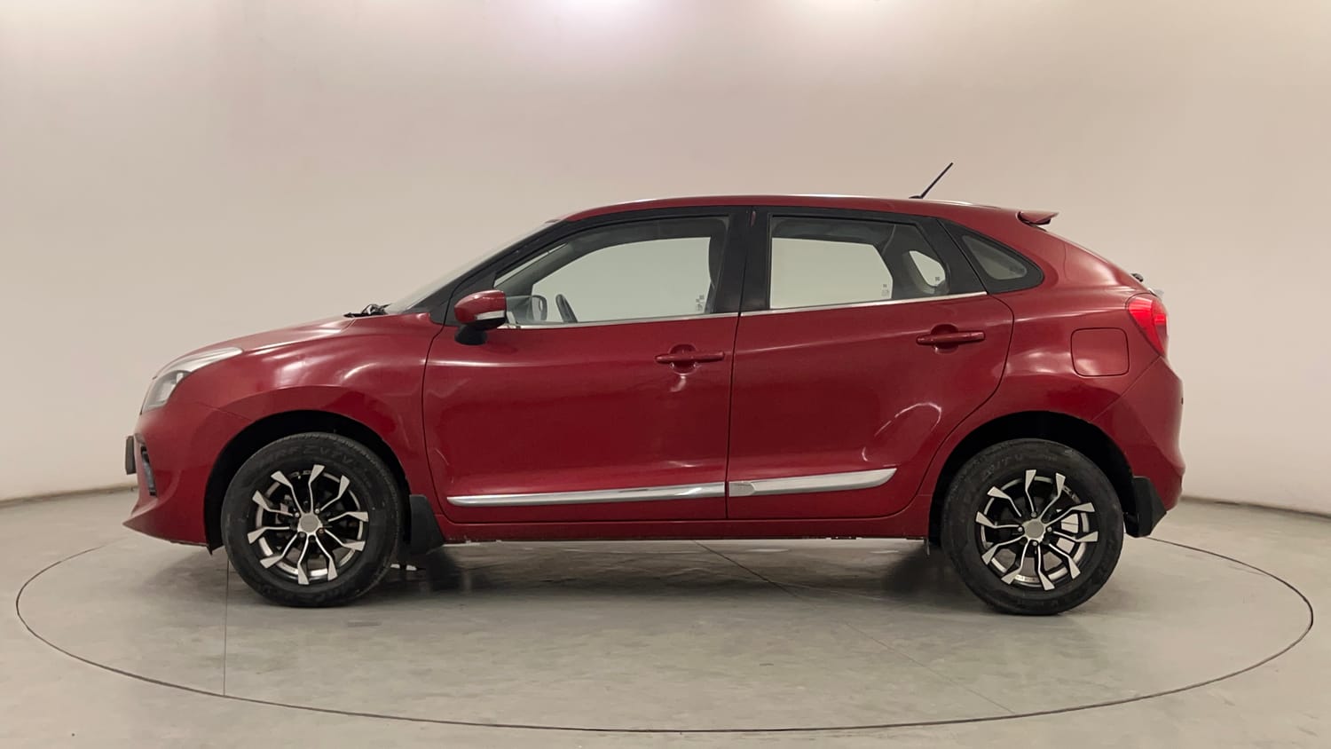 Used 2019 Maruti Suzuki Baleno Delta Petrol Manual exterior LEFT SIDE VIEW