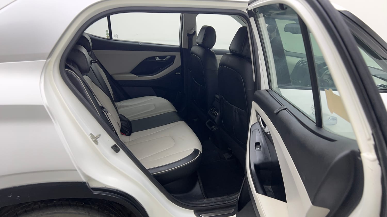 Used 2021 Hyundai Creta SX (O) 1.5 Diesel Automatic Diesel Automatic interior RIGHT SIDE REAR DOOR CABIN VIEW