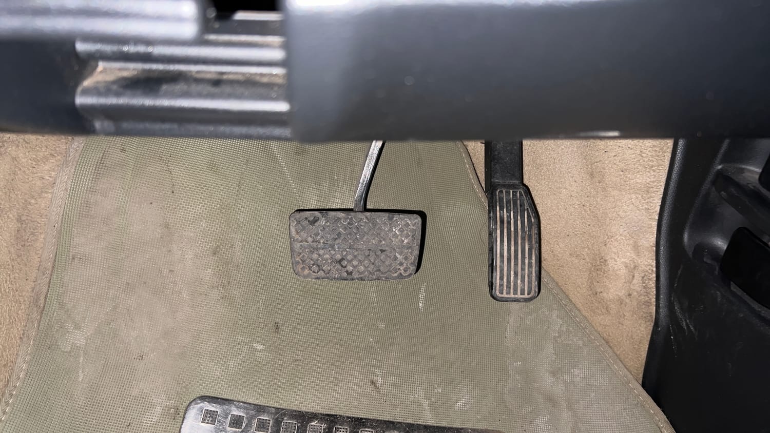 Used 2015 Honda City SV CVT Petrol Automatic interior PEDALS VIEW