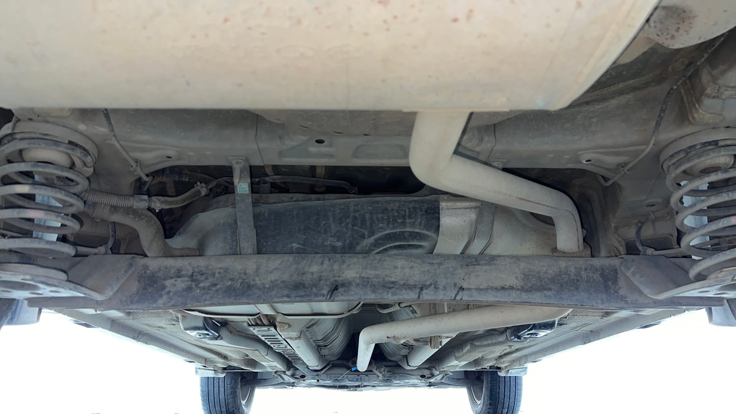 Used 2017 Hyundai Creta SX Plus 1.6 AT CRDI Diesel Automatic extra REAR UNDERBODY VIEW (TAKEN FROM REAR)