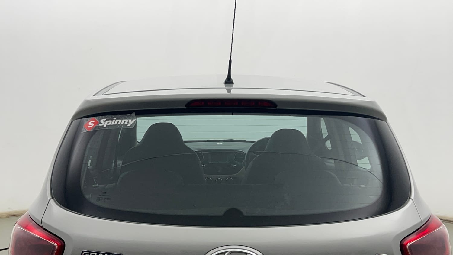 Used 2017 Hyundai Grand i10 Sportz 1.2 Kappa VTVT Petrol Manual exterior BACK WINDSHIELD VIEW