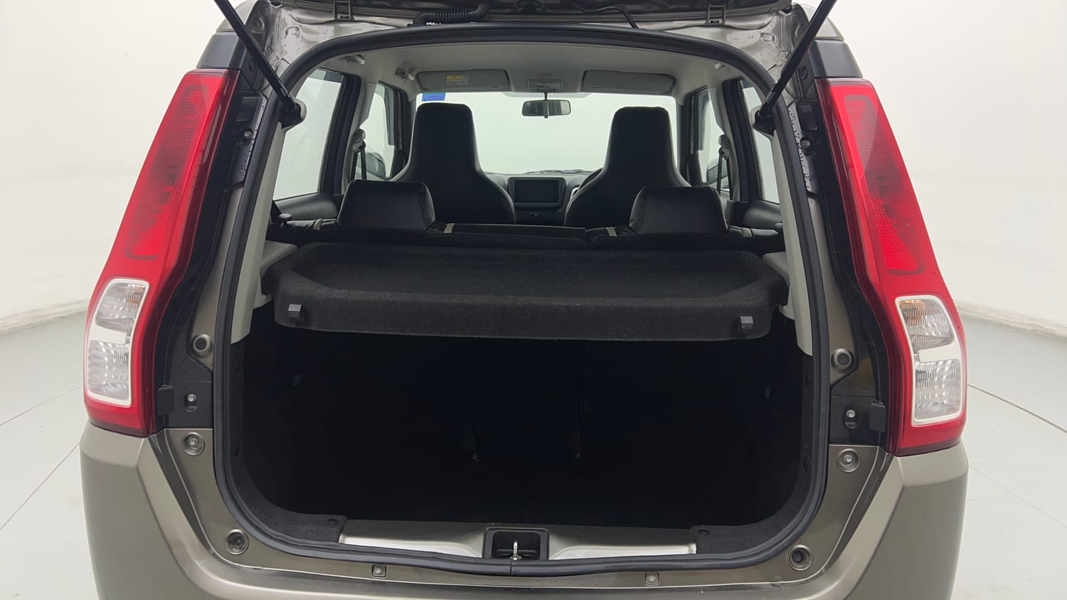 Used 2022 Maruti Suzuki Wagon R ZXi 1.2 AMT Petrol Automatic interior DICKY INSIDE VIEW