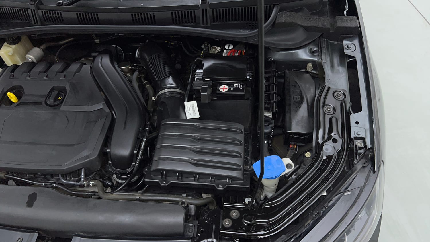 Used 2023 Skoda Slavia Style 1.5L TSI DSG Petrol Automatic engine ENGINE LEFT SIDE VIEW