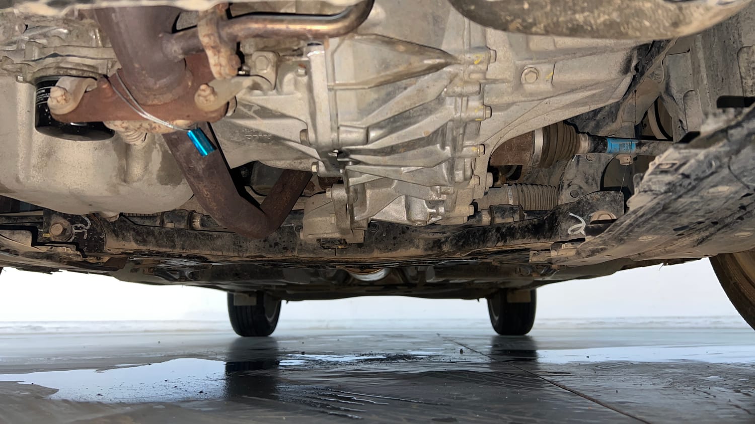 Used 2023 Maruti Suzuki Baleno Alpha MT Petrol Manual extra FRONT LEFT UNDERBODY VIEW