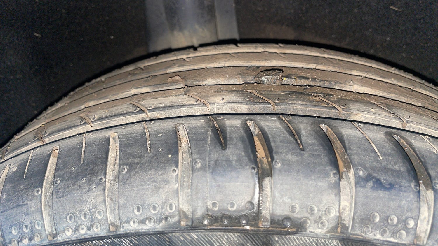 Used 2017 Maruti Suzuki Baleno RS 1.0 Petrol Manual tyres RIGHT REAR TYRE TREAD VIEW