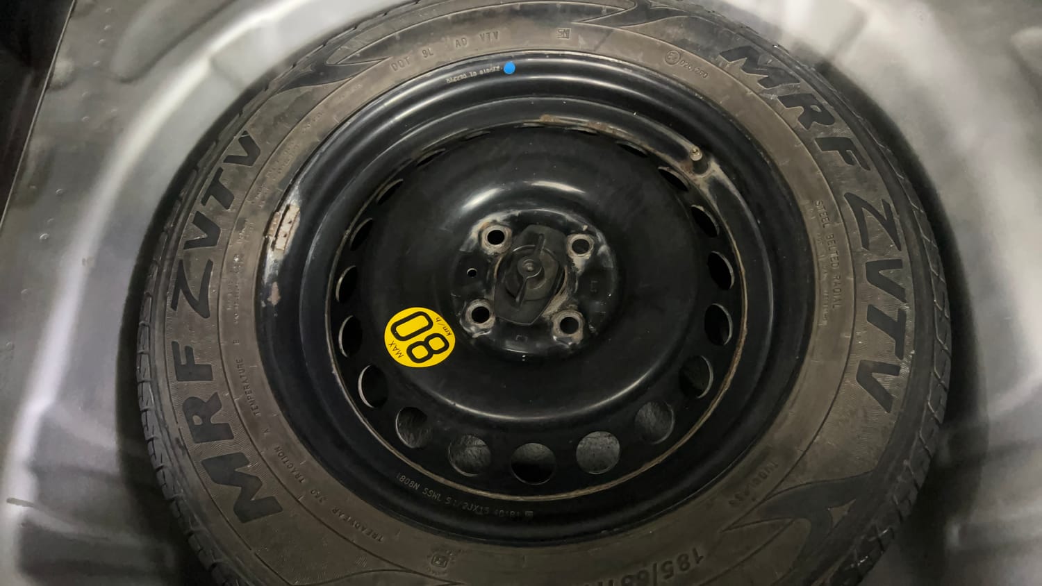 Used 2018 Maruti Suzuki Baleno Alpha 1.2 Petrol Manual tyres SPARE TYRE VIEW
