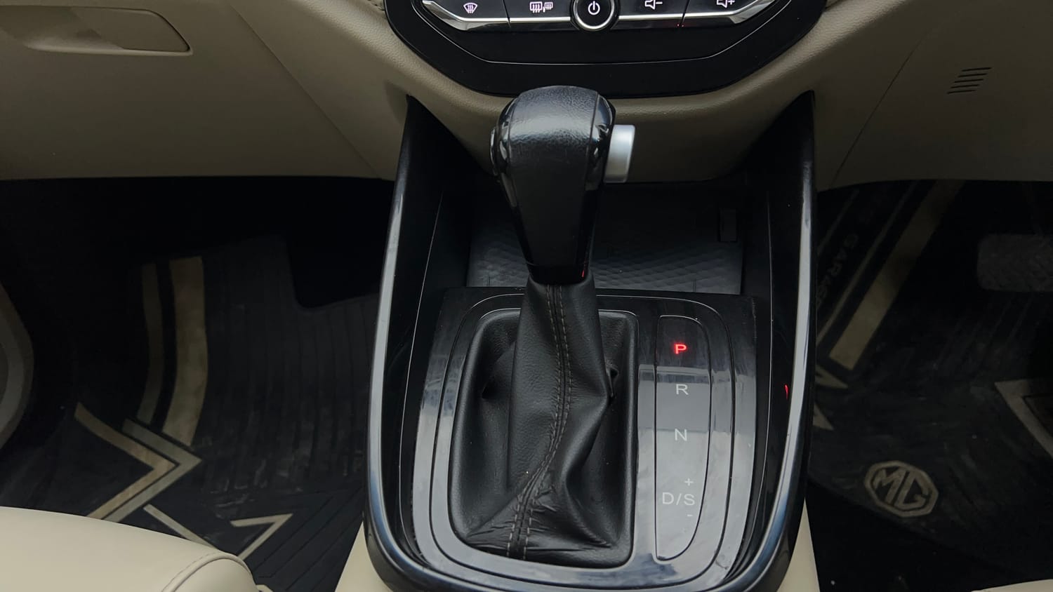 Used 2021 MG Motors Hector Sharp 1.5 Petrol Turbo DCT Petrol Automatic interior GEAR  KNOB VIEW