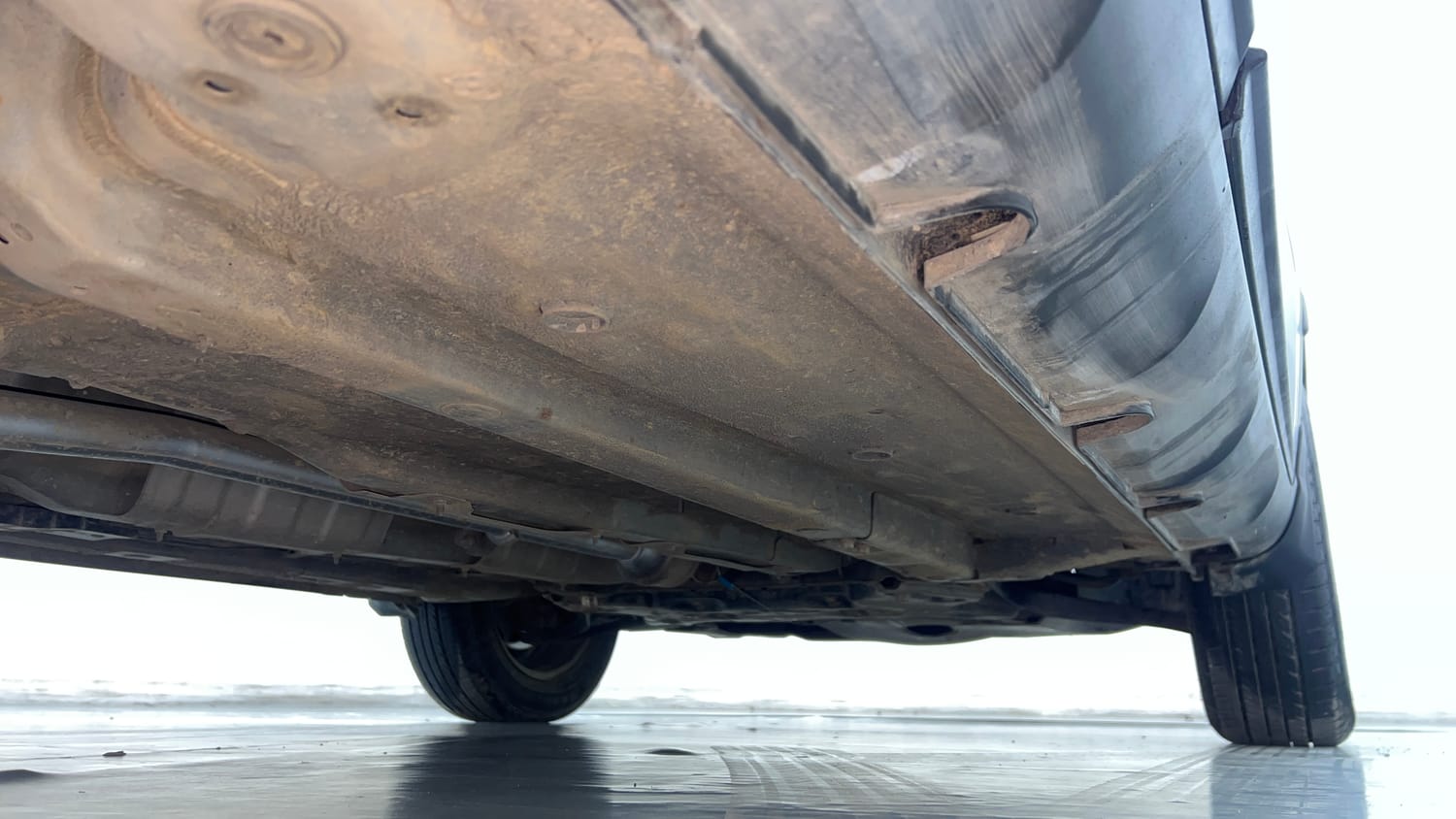 Used 2021 Hyundai Venue S Plus 1.2 Petrol Petrol Manual extra REAR RIGHT UNDERBODY VIEW