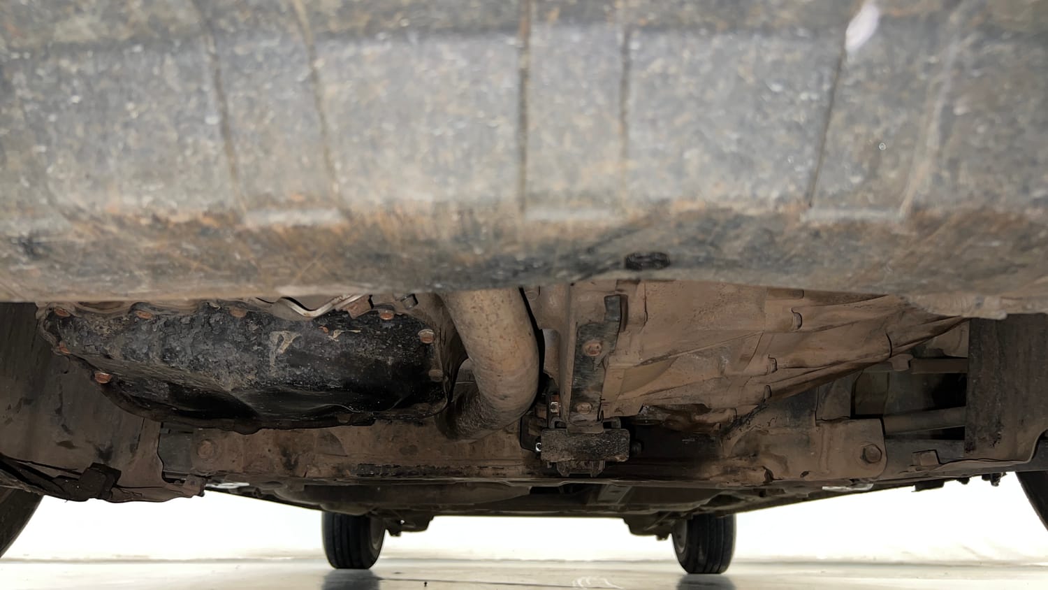 Used 2015 Honda City S Diesel Diesel Manual extra FRONT LEFT UNDERBODY VIEW