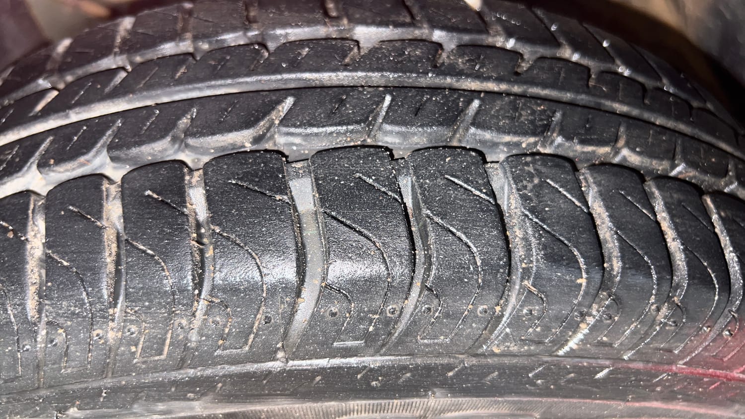 Used 2016 Datsun GO A Petrol Manual tyres LEFT FRONT TYRE TREAD VIEW