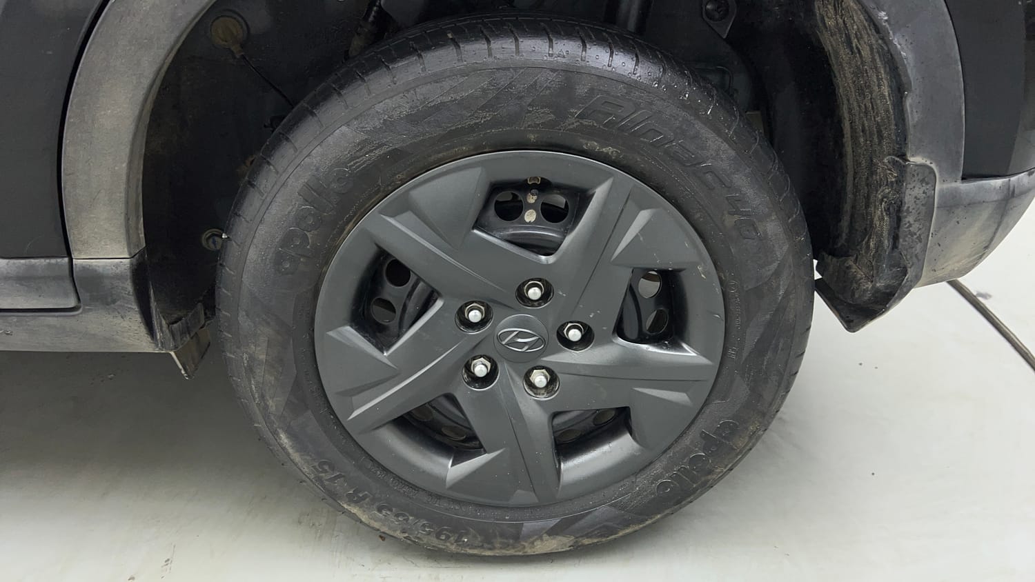 Used 2024 Hyundai Venue SX 1.2 Petrol Petrol Manual tyres LEFT REAR TYRE RIM VIEW