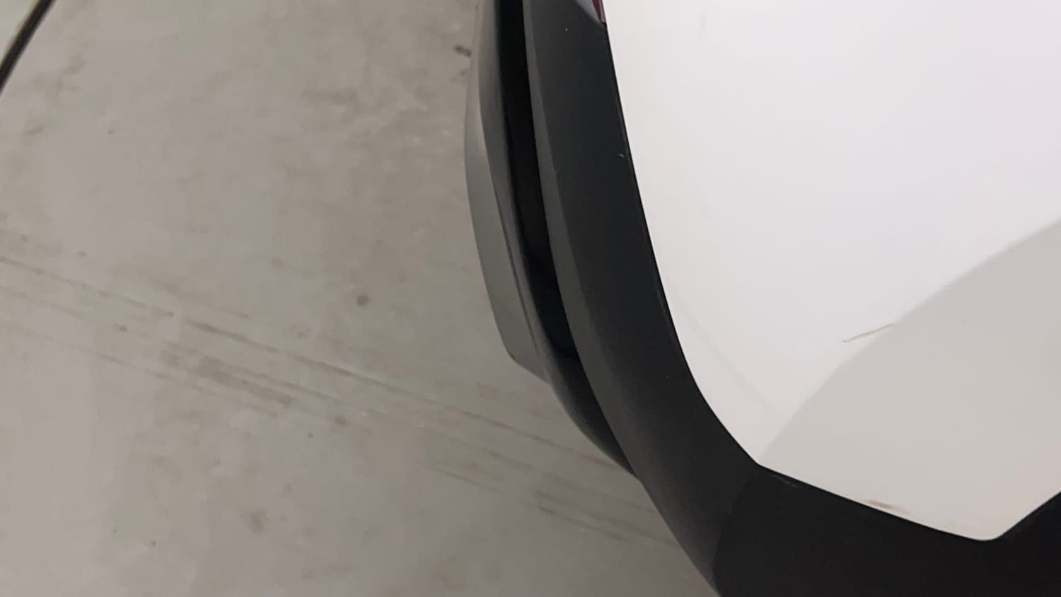 Used 2022 Kia Sonet HTX 1.5 Diesel Manual dents MINOR SCRATCH