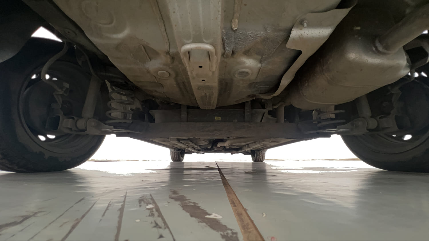 Used 2017 Hyundai Grand i10 Sportz 1.2 Kappa VTVT Petrol Manual extra REAR UNDERBODY VIEW (TAKEN FROM REAR)