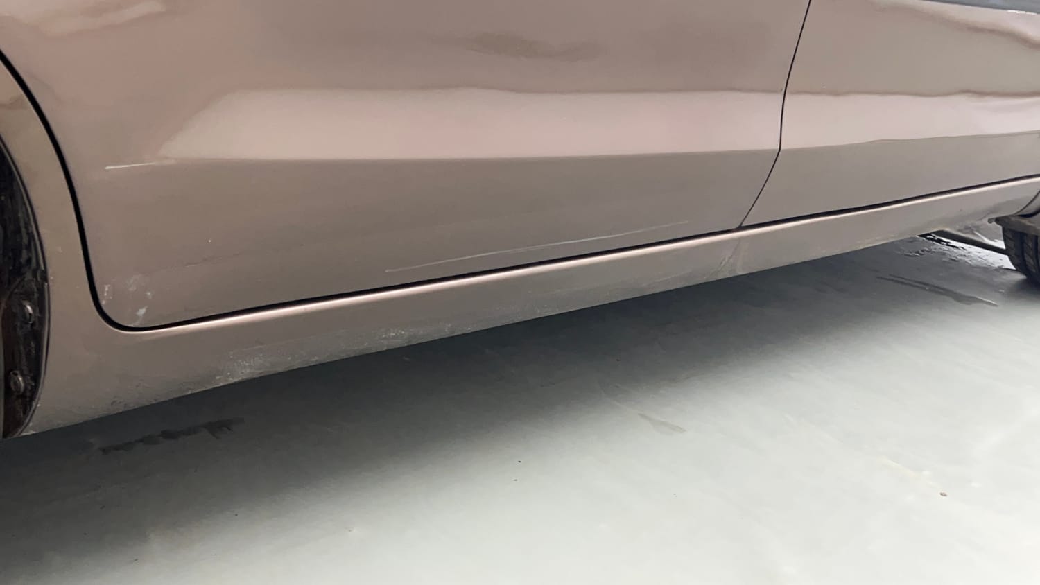 Used 2013 Maruti Suzuki Ertiga Vxi Petrol Manual dents MINOR SCRATCH