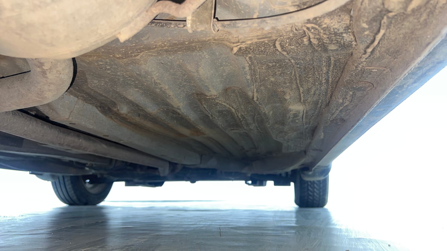 Used 2018 Honda Amaze 1.2 V CVT Petrol Petrol Automatic extra REAR RIGHT UNDERBODY VIEW