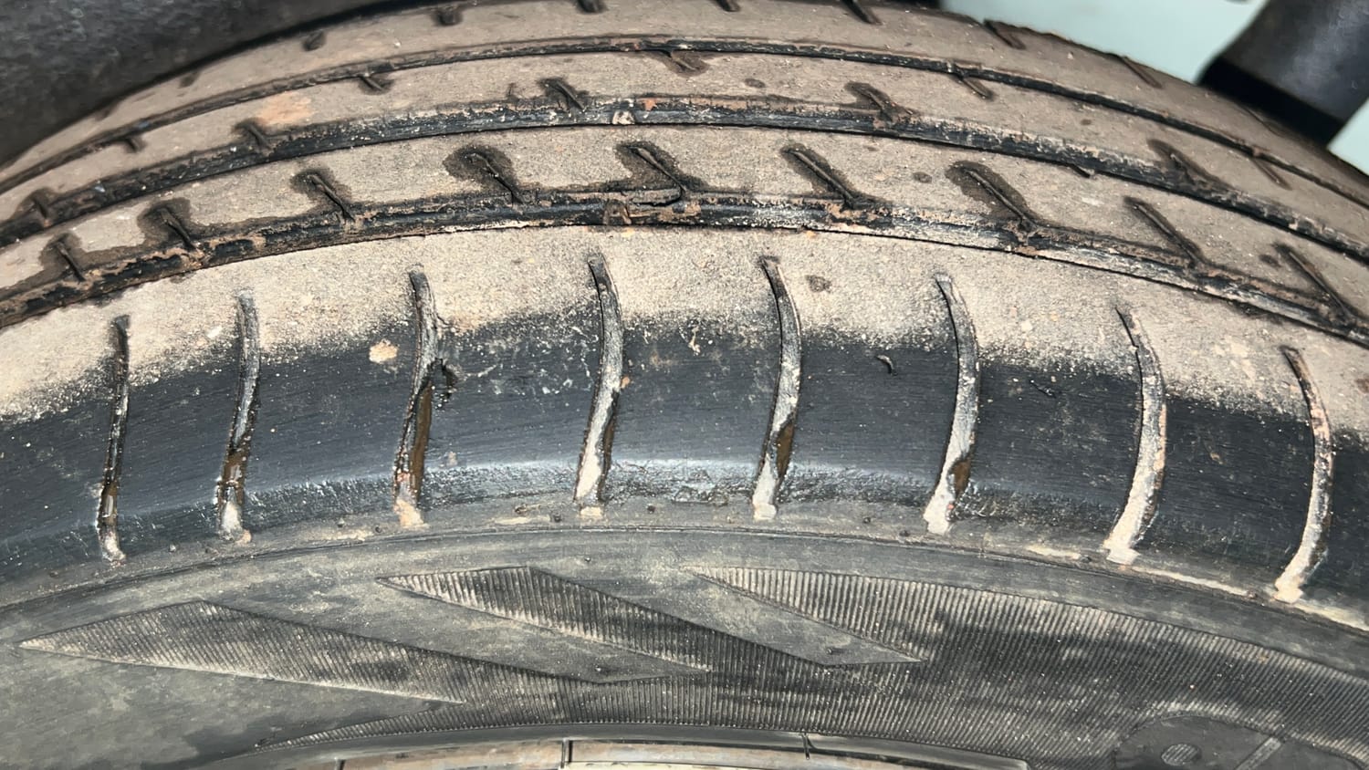 Used 2018 Maruti Suzuki Wagon R VXI Petrol Manual tyres LEFT REAR TYRE TREAD VIEW
