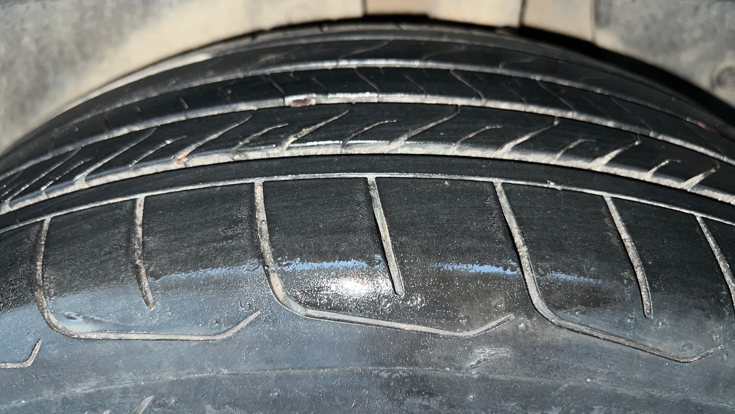 Used 2017 Hyundai Creta SX Plus 1.6 AT CRDI Diesel Automatic tyres LEFT REAR TYRE TREAD VIEW