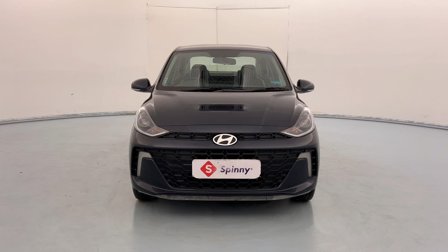 Used 2023 Hyundai Aura SX 1.2 (O) Petrol Petrol Manual exterior FRONT VIEW