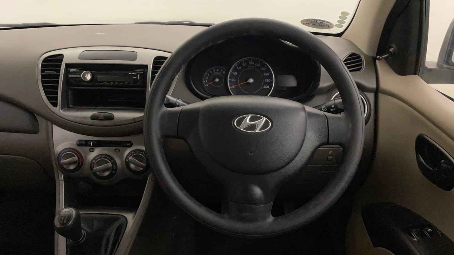 Used 2011 Hyundai i10 Era 1.1 iRDE2 Petrol Manual interior STEERING VIEW