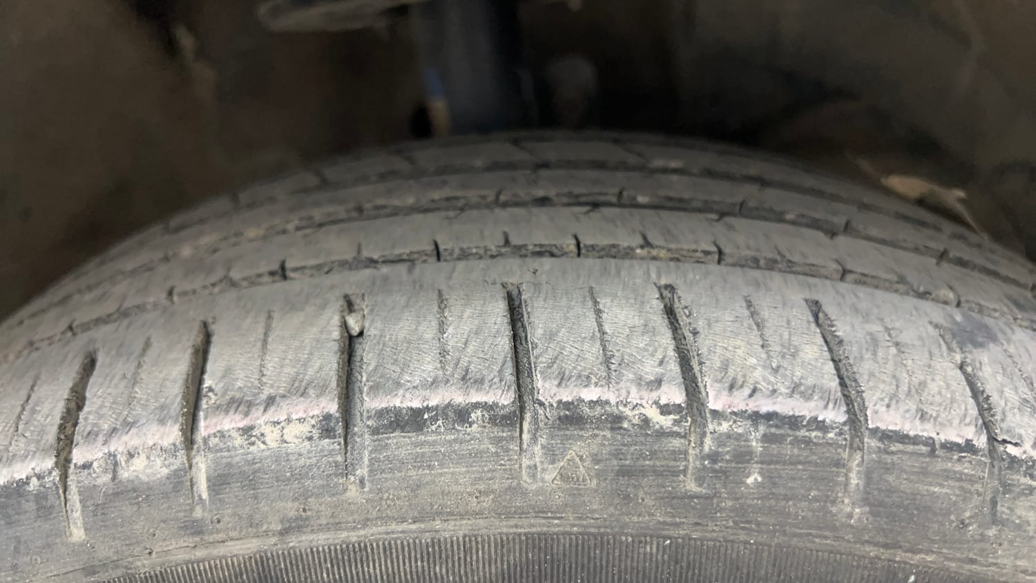 Used 2018 Maruti Suzuki Baleno Alpha 1.2 Petrol Manual tyres RIGHT FRONT TYRE TREAD VIEW