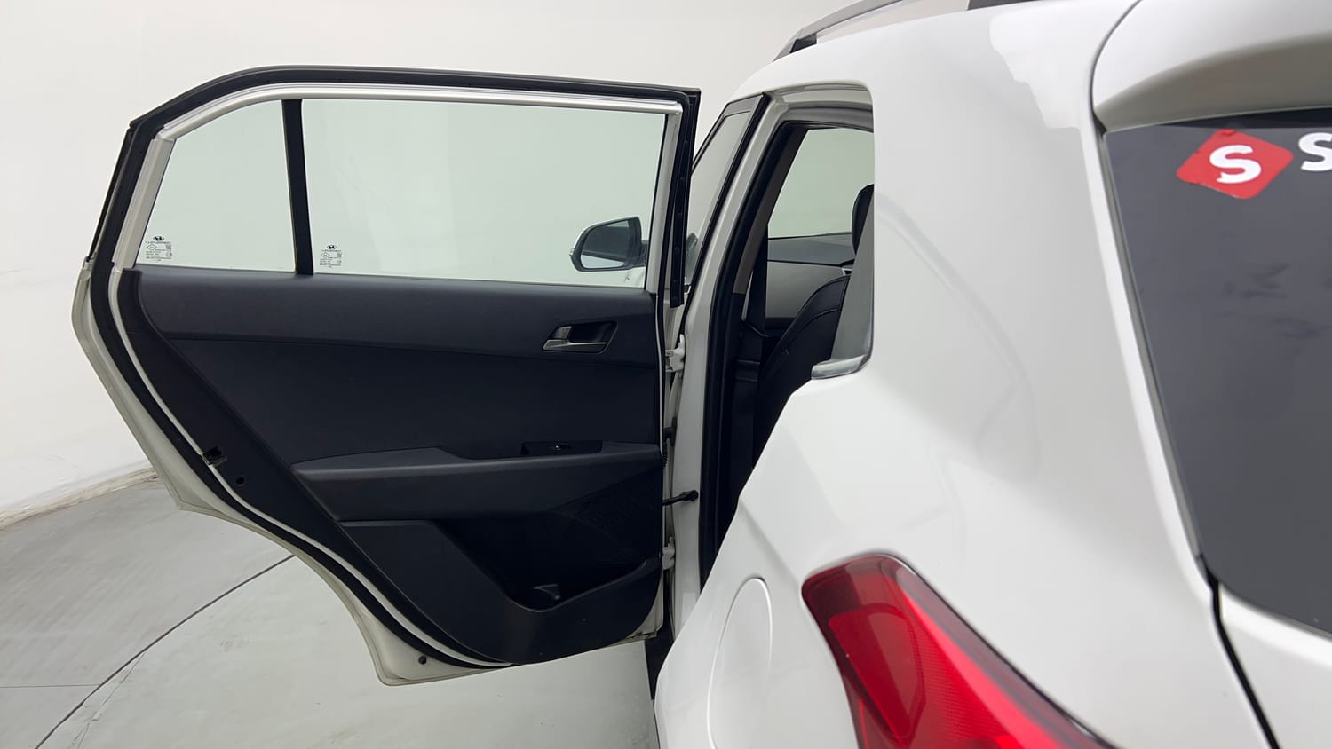 Used 2017 Hyundai Creta SX Plus 1.6 AT CRDI Diesel Automatic interior LEFT REAR DOOR OPEN VIEW