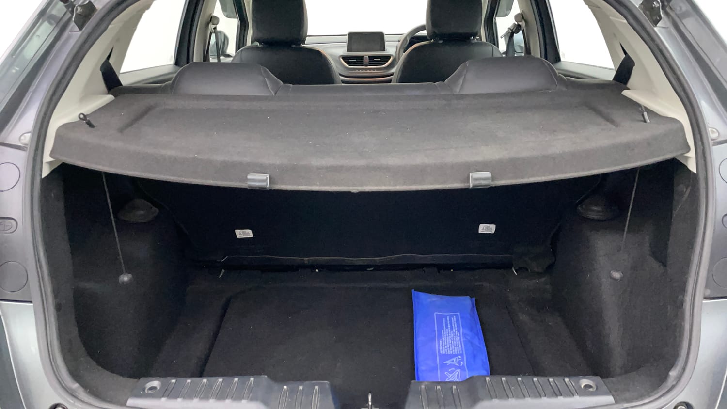Used 2024 Tata Altroz XM Plus Petrol Petrol Manual interior DICKY INSIDE VIEW