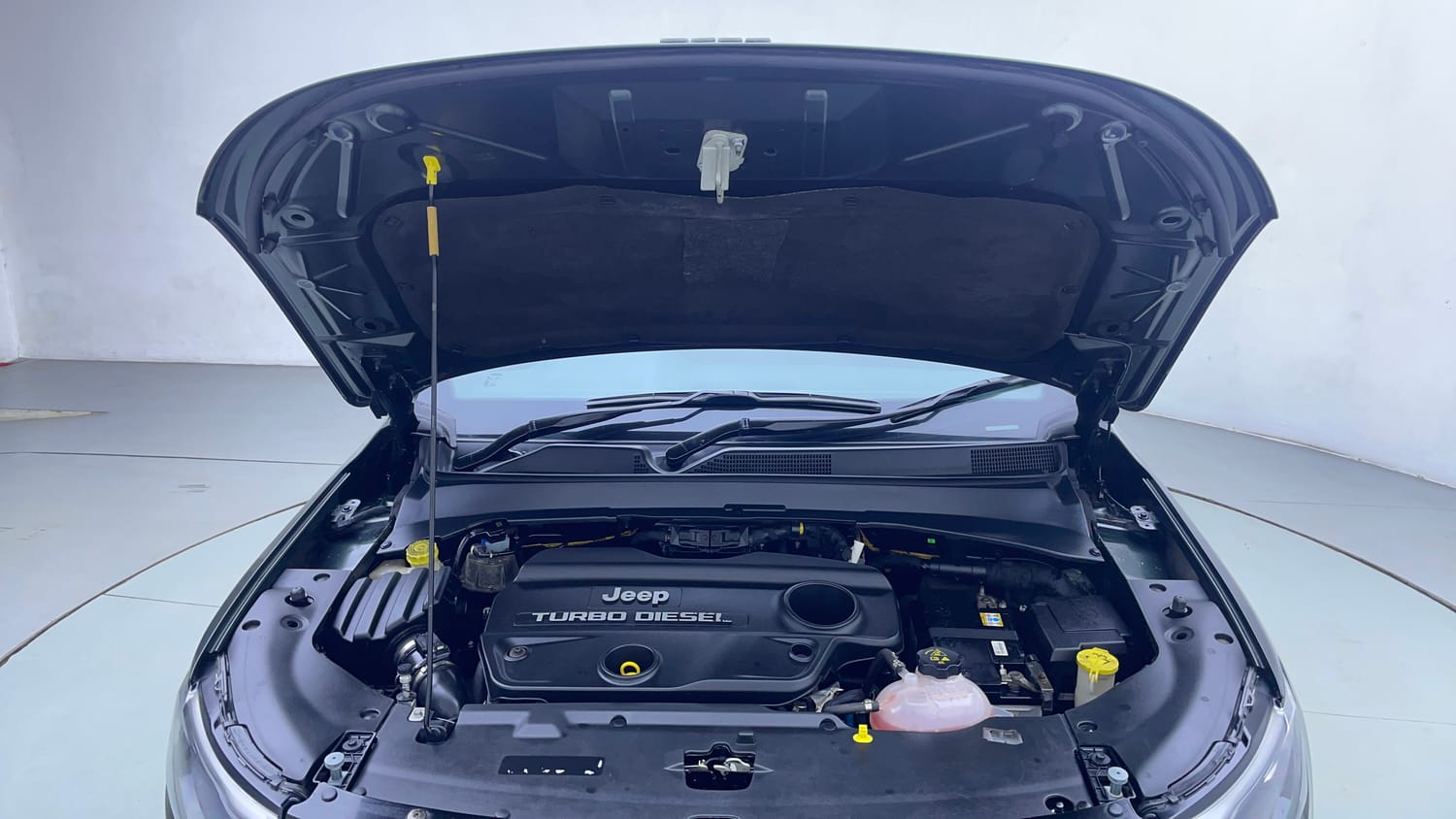 Used 2022 Jeep Compass Model S (O) Diesel 4x4 AT Diesel Automatic engine ENGINE & BONNET OPEN FRONT VIEW