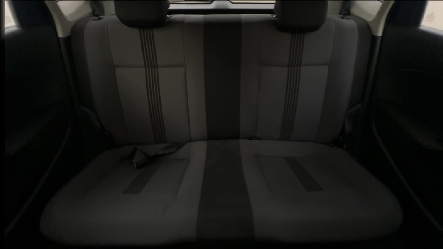 Used 2017 Volkswagen Polo Highline1.2L (P) Petrol Manual interior REAR SEAT CONDITION VIEW