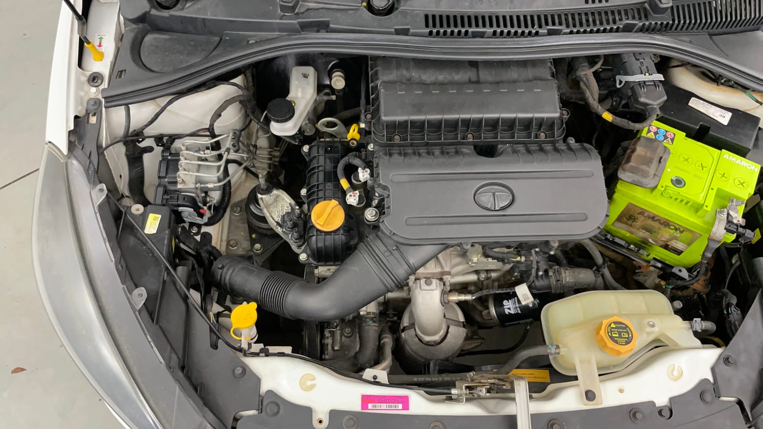 Used 2022 Tata Tiago XT Petrol Manual engine ENGINE RIGHT SIDE VIEW