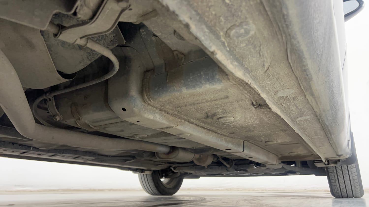 Used 2022 Hyundai Grand i10 Nios Asta AMT 1.2 Kappa VTVT Petrol Automatic extra REAR RIGHT UNDERBODY VIEW